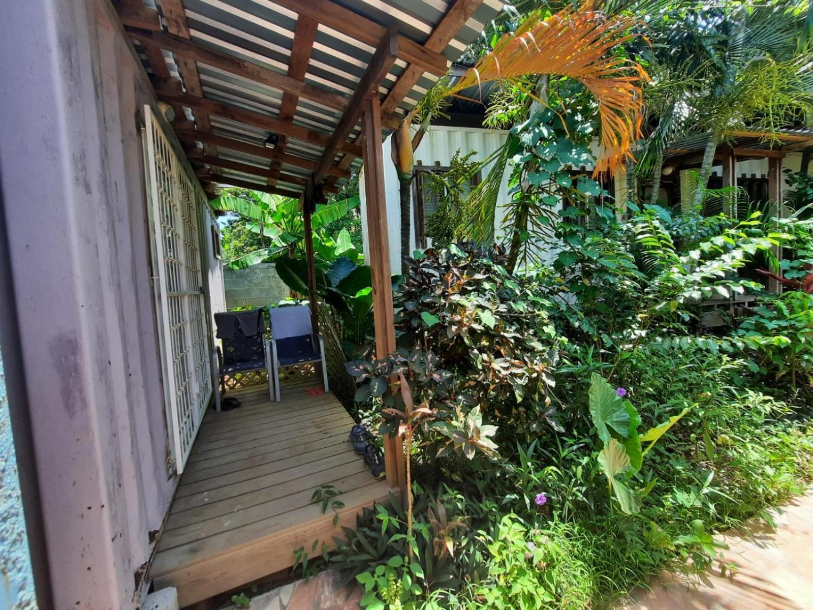 Roatan Backpackers' Hostel Sandy Bay 외부 사진